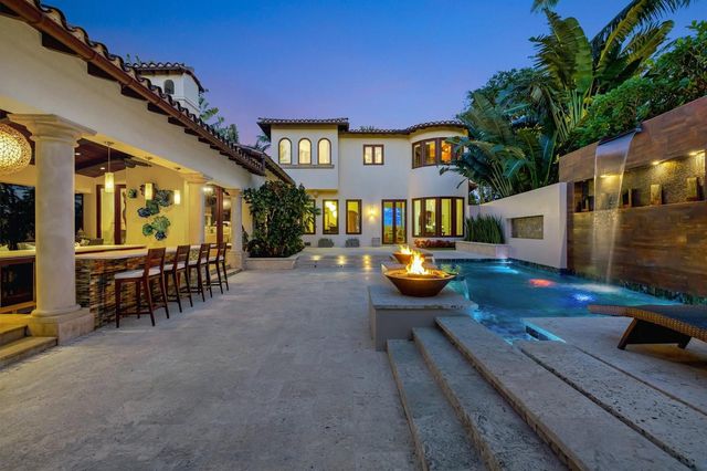 815 Idlewyld Drive, Fort Lauderdale, FL 33301
