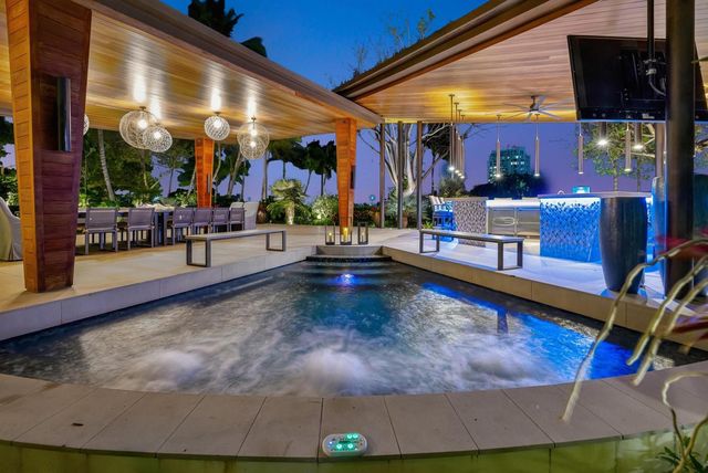 815 Idlewyld Drive, Fort Lauderdale, FL 33301