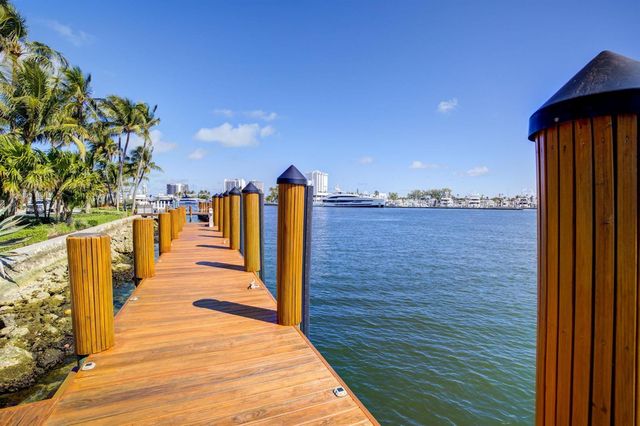 815 Idlewyld Drive, Fort Lauderdale, FL 33301