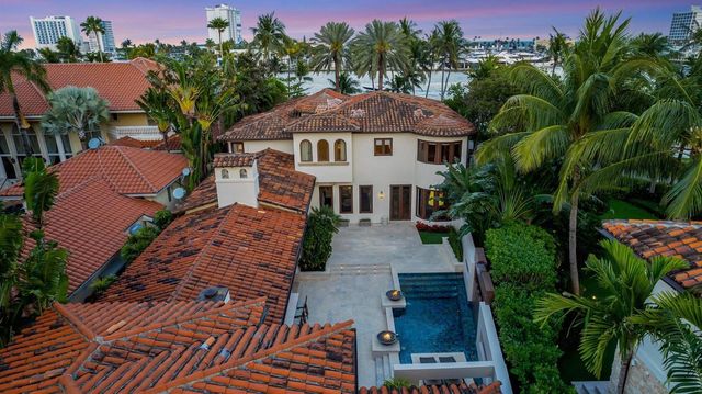 815 Idlewyld Drive, Fort Lauderdale, FL 33301