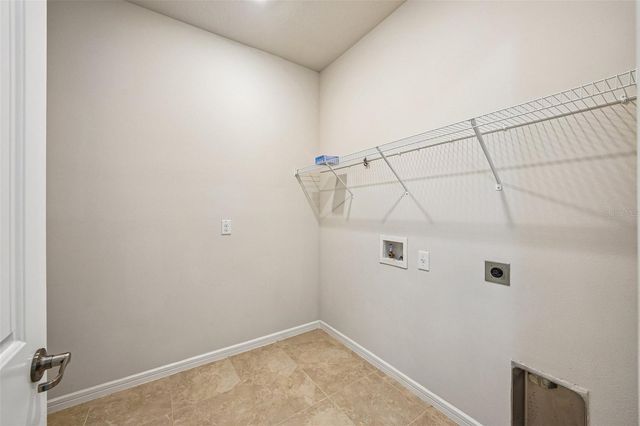 4613 DOVER BLUFF COURT, Valrico, FL 33594