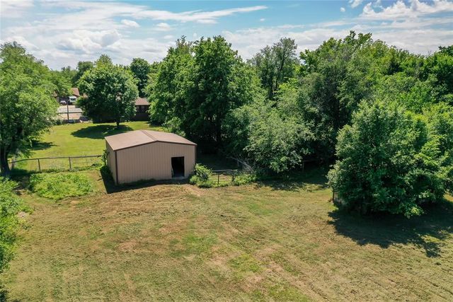 11011 E Draper Avenue, Choctaw, OK 73020