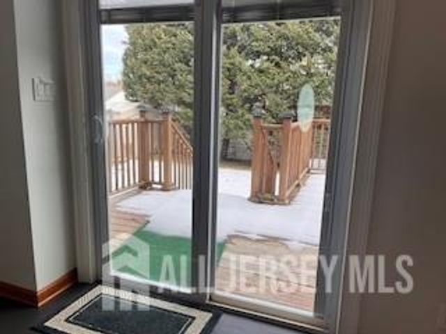 12 Burlew Place, Sayreville, NJ 08859