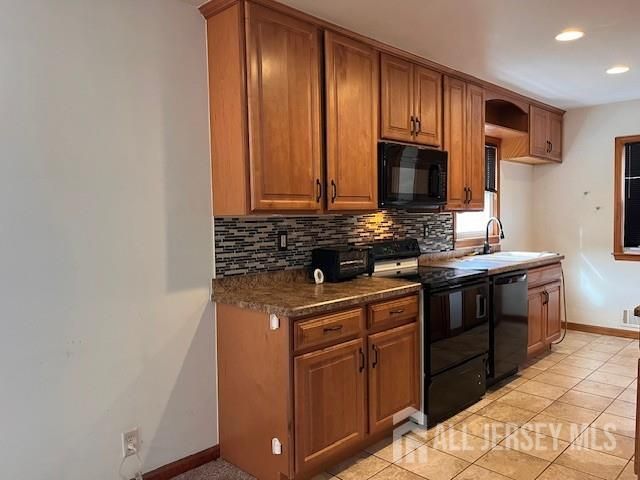 12 Burlew Place, Sayreville, NJ 08859