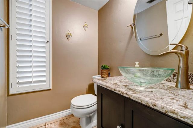 860 Connors Court, Claremont, CA 91711