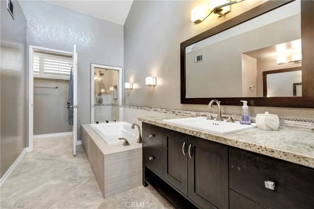 860 Connors Court, Claremont, CA 91711