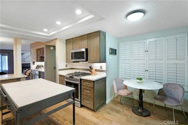 860 Connors Court, Claremont, CA 91711