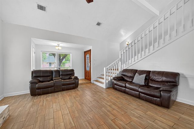 5323 Windsong Trail, Houston, TX 77084