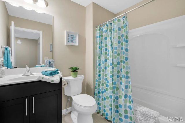 215 Cambium Court, Wentzville, MO 63385