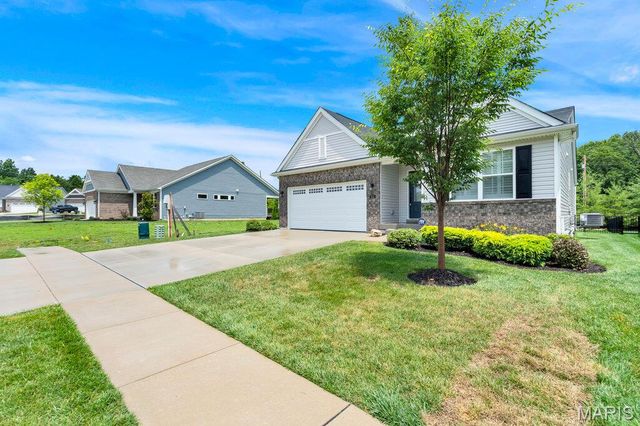 215 Cambium Court, Wentzville, MO 63385