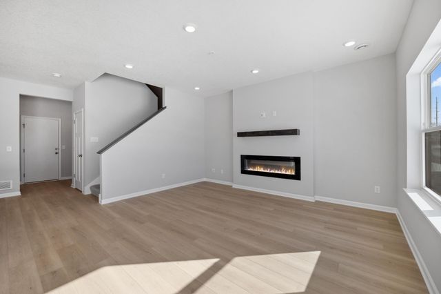 1019 130th Court E, Rosemount, MN 55068