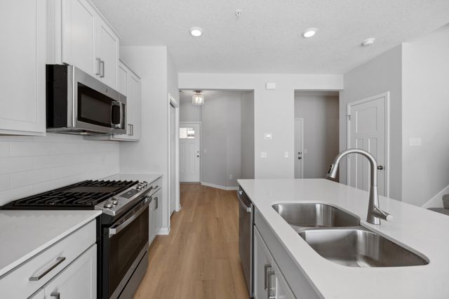 1019 130th Court E, Rosemount, MN 55068