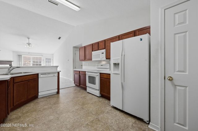 1330 HAWKS CREST Drive, Middleburg, FL 32068