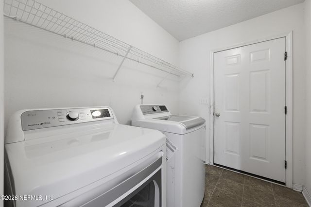 1330 HAWKS CREST Drive, Middleburg, FL 32068