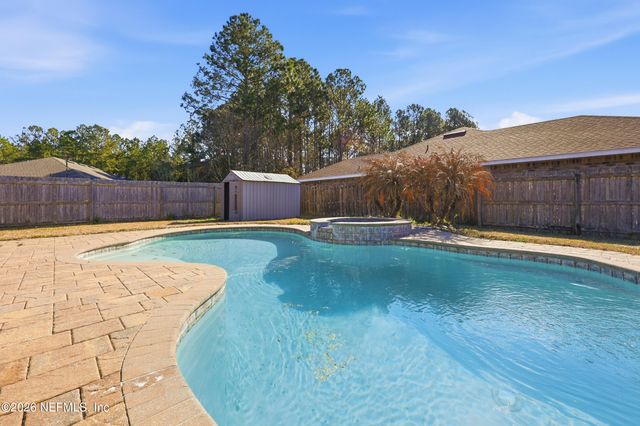 1330 HAWKS CREST Drive, Middleburg, FL 32068