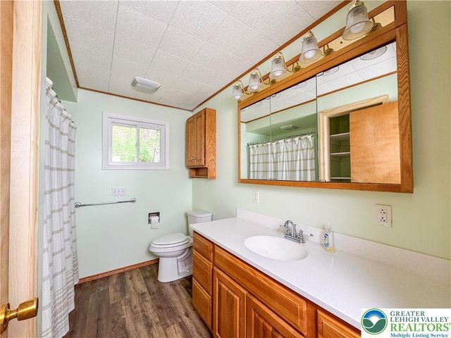 246 Allen Street, Franklin Twp, PA 18235