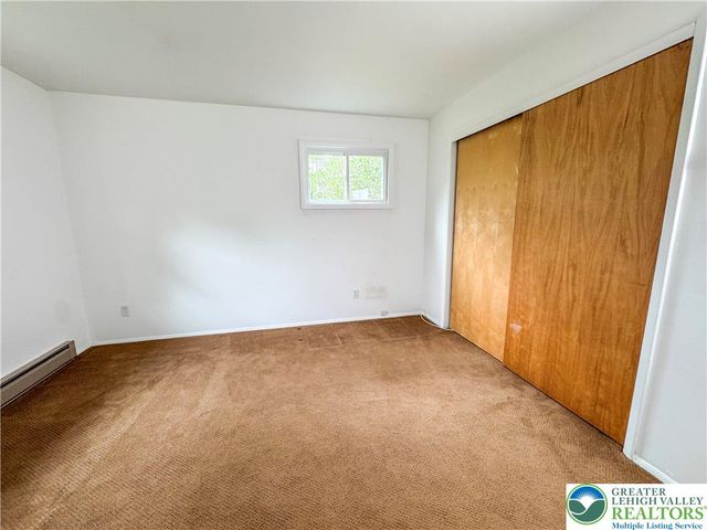 246 Allen Street, Franklin Twp, PA 18235