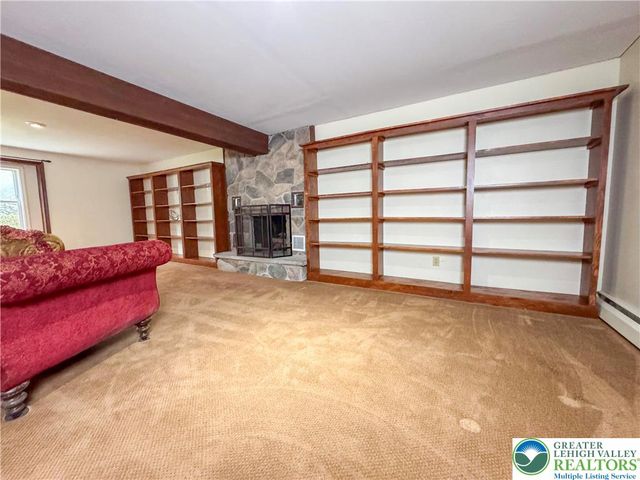 246 Allen Street, Franklin Twp, PA 18235