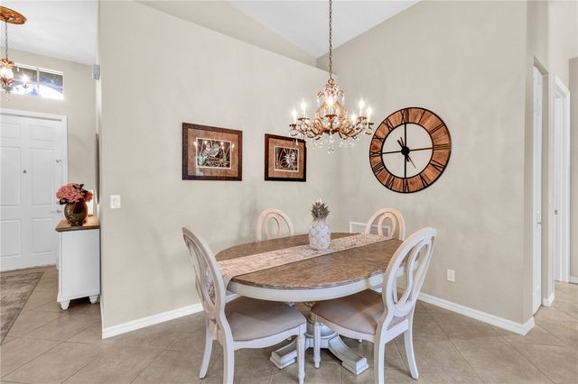 6192 Dorchester Way, Vero Beach, FL 32966