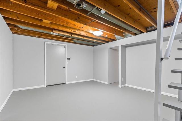 5909 NE 45th Terrace, Kansas City, MO 64117