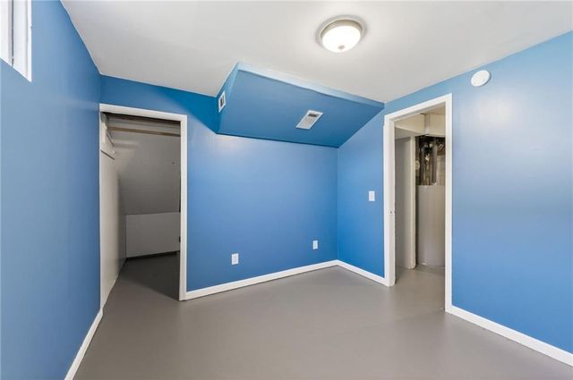 5909 NE 45th Terrace, Kansas City, MO 64117