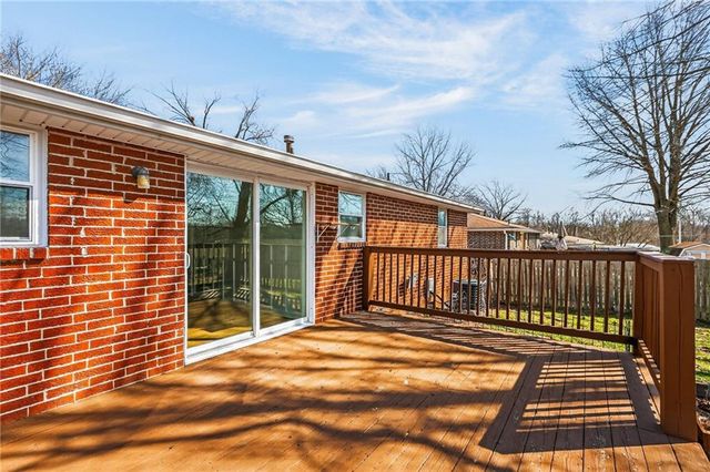 5909 NE 45th Terrace, Kansas City, MO 64117