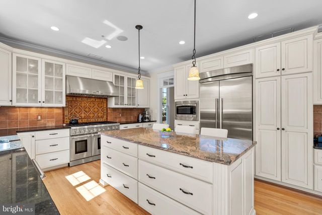 4612 HIGHLAND AVE, Bethesda, MD 20814
