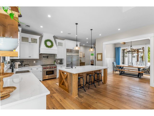 17847 S HIDDEN LAKE Dr, Oregon City, OR 97045
