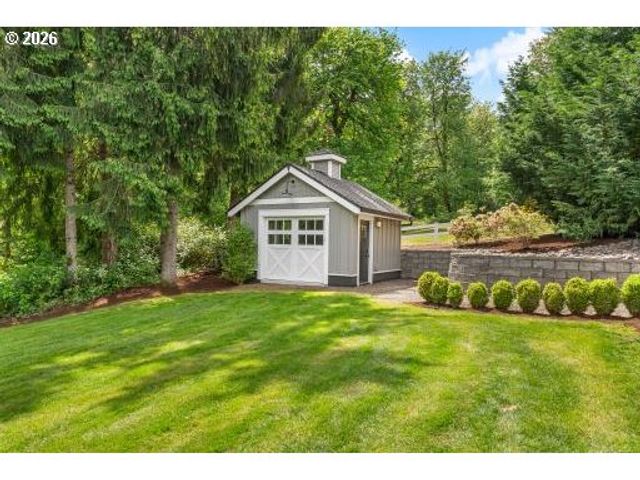 17847 S HIDDEN LAKE Dr, Oregon City, OR 97045
