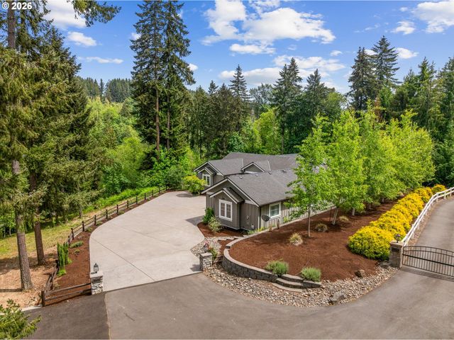 17847 S HIDDEN LAKE Dr, Oregon City, OR 97045