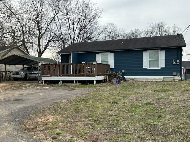 130 E St, Clarksville, TN 37042