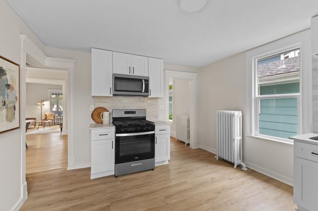 413 Knox Avenue N, Minneapolis, MN 55405