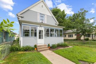 413 Knox Avenue N, Minneapolis, MN 55405