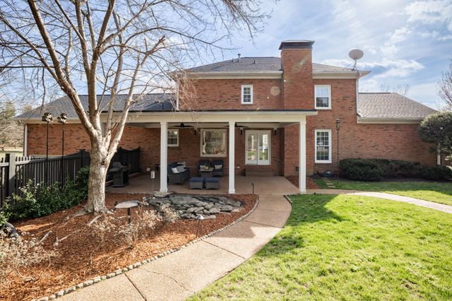 1311 Choctaw Trl, Brentwood, TN 37027