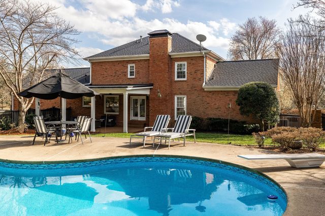 1311 Choctaw Trl, Brentwood, TN 37027