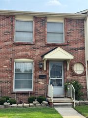 20270 Great Oaks Circle S 252, Clinton Charter Township, MI 48036