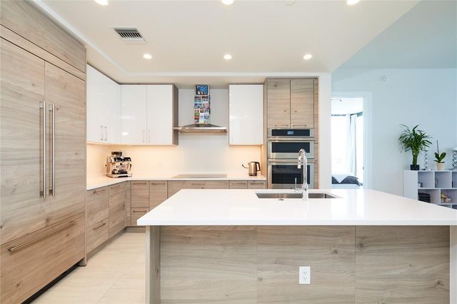 301 1ST STREET S 804, St Petersburg, FL 33701