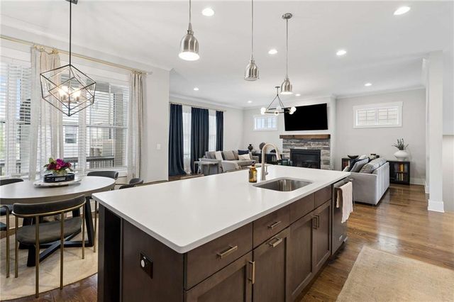 914 Luther Street NW, Atlanta, GA 30318