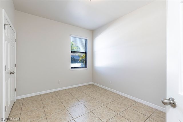 2223 SW 21st TER, Cape Coral, FL 33991