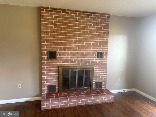 1030 SAINT PAUL ST, Lewisburg, PA 17837