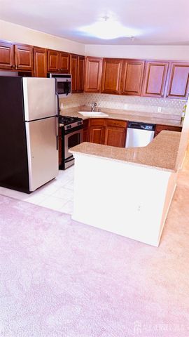 1091-1091 Morning Glory Drive 1091, Monroe, NJ 08831