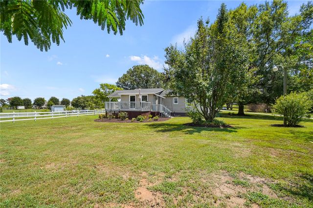 123 Bass Drive, Fair Play, SC 29643