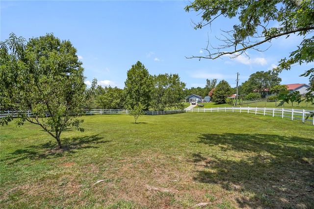 123 Bass Drive, Fair Play, SC 29643