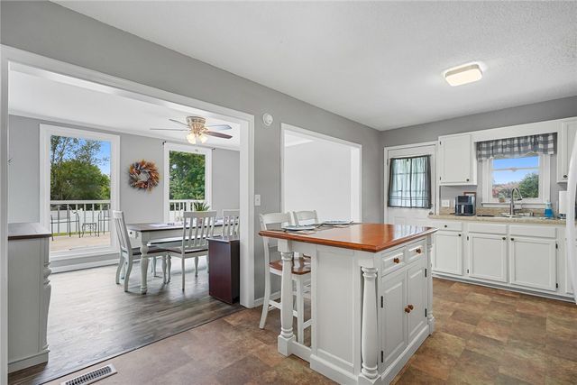 123 Bass Drive, Fair Play, SC 29643