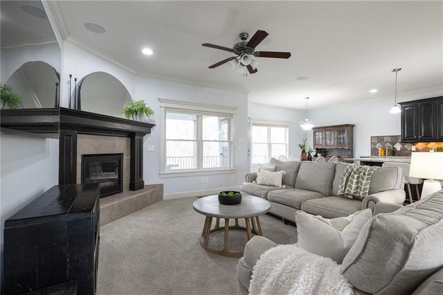 12815 Hubbard Road, Kansas City, KS 66109