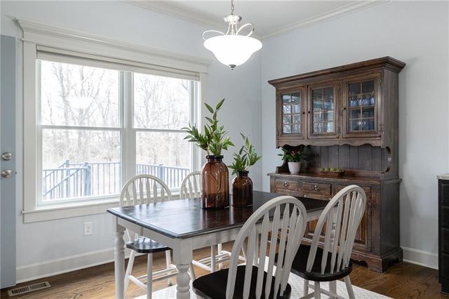 12815 Hubbard Road, Kansas City, KS 66109