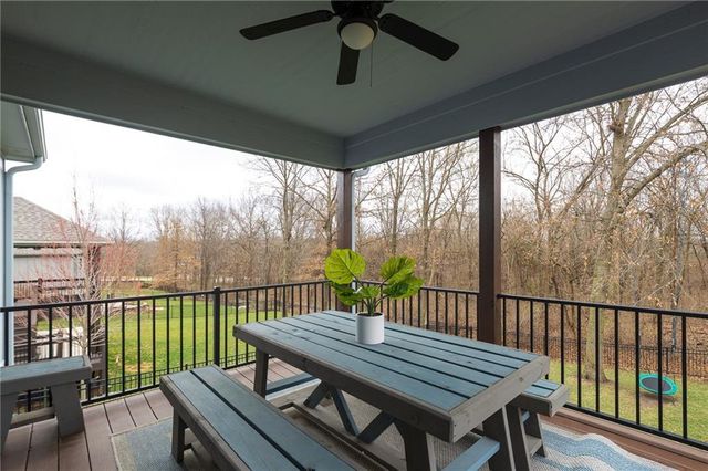 12815 Hubbard Road, Kansas City, KS 66109