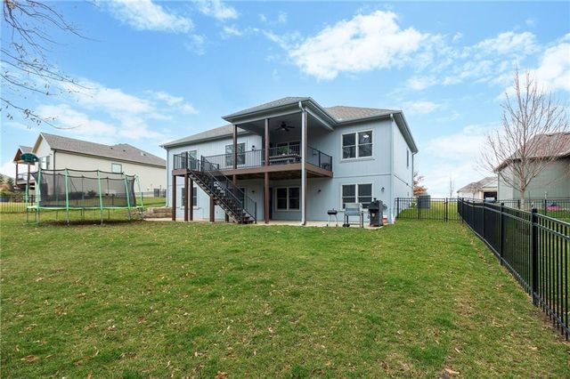 12815 Hubbard Road, Kansas City, KS 66109