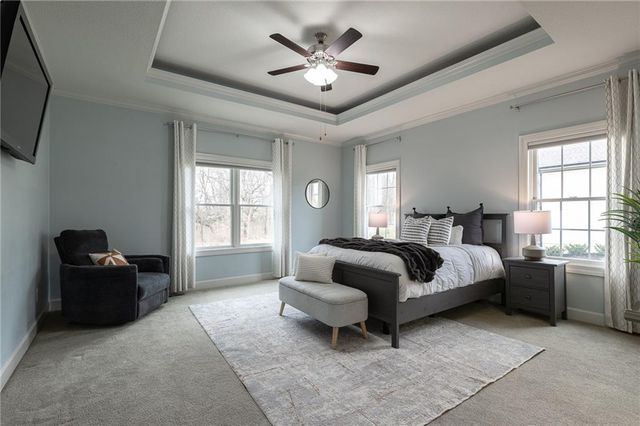 12815 Hubbard Road, Kansas City, KS 66109