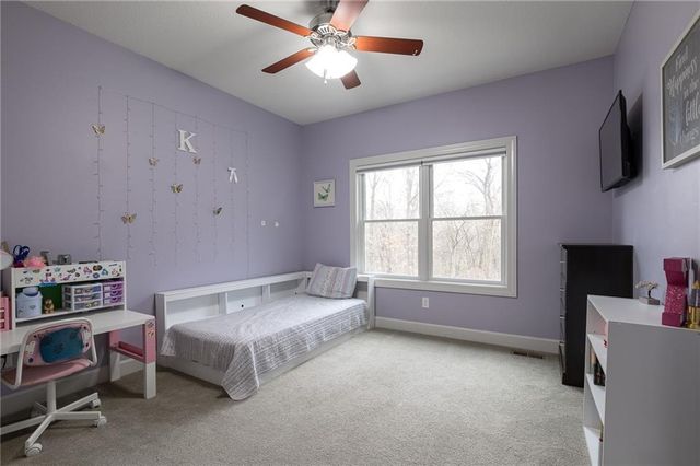 12815 Hubbard Road, Kansas City, KS 66109